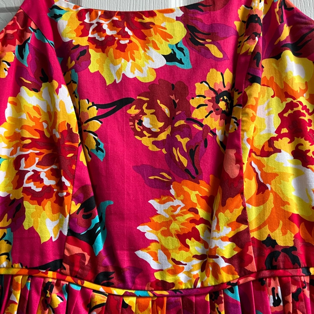 Isaac Mizrahi for Target beautiful floral dress